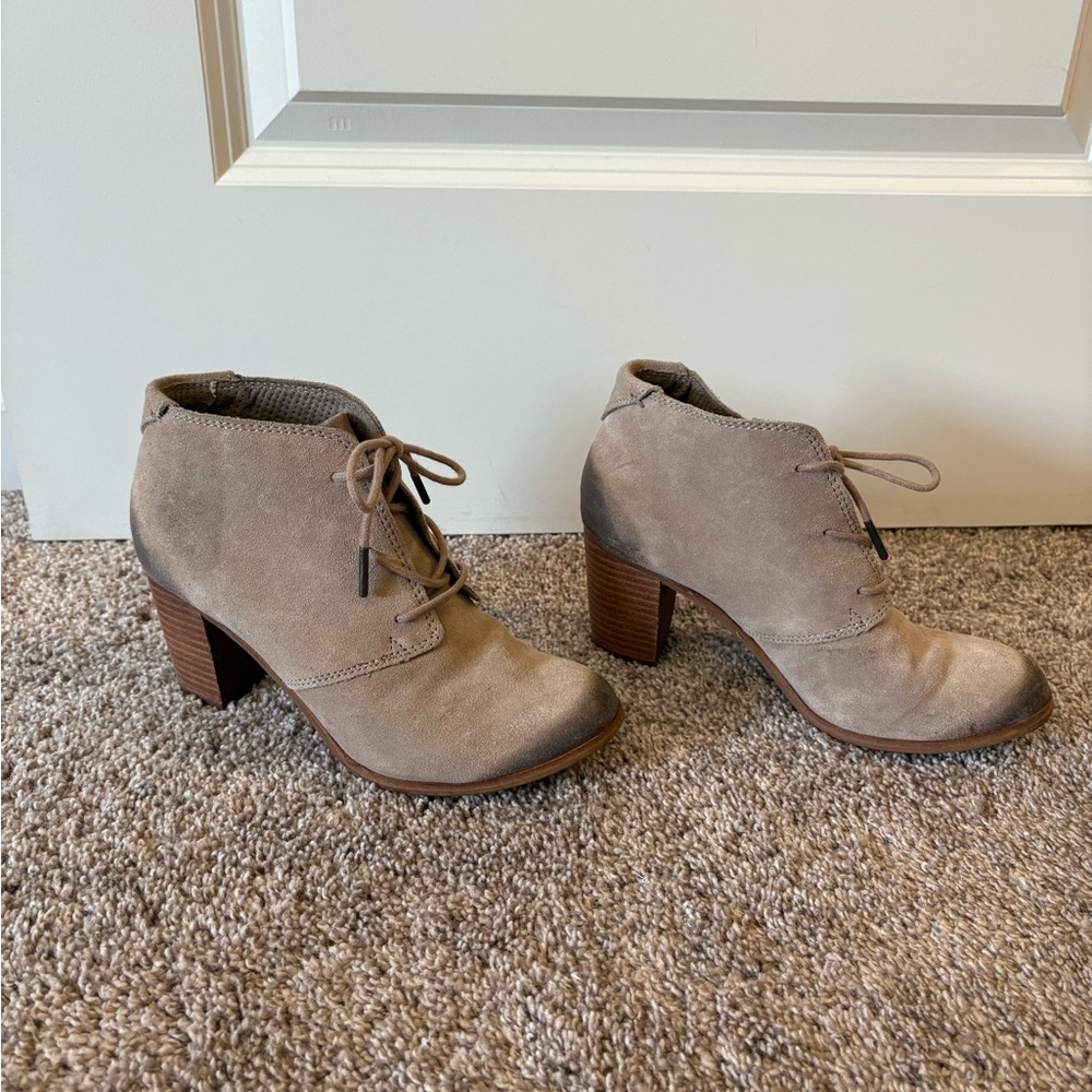 Toms Tan Heels with Stacked Wooden Heel and Lace-up Design